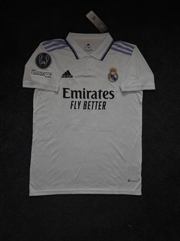 Real Madrid 2022/23 Home Kit