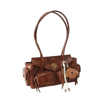 A pocket-shaped bag form Cierra Koery