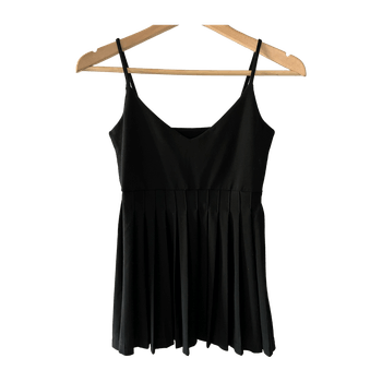 Top with pleated hem