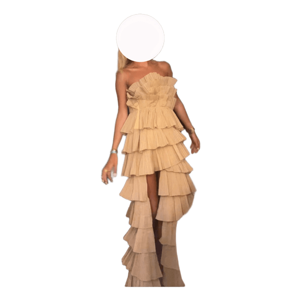 Beige plisserad volangklänning