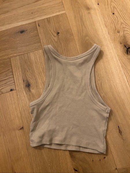 Beige Zara ribattu toppi