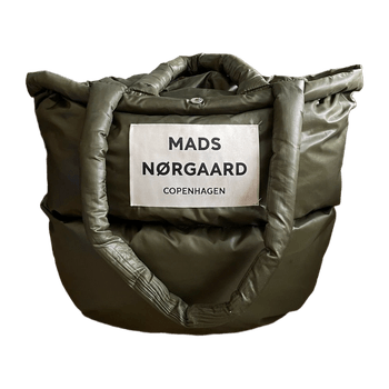 Mads nørgaard bag