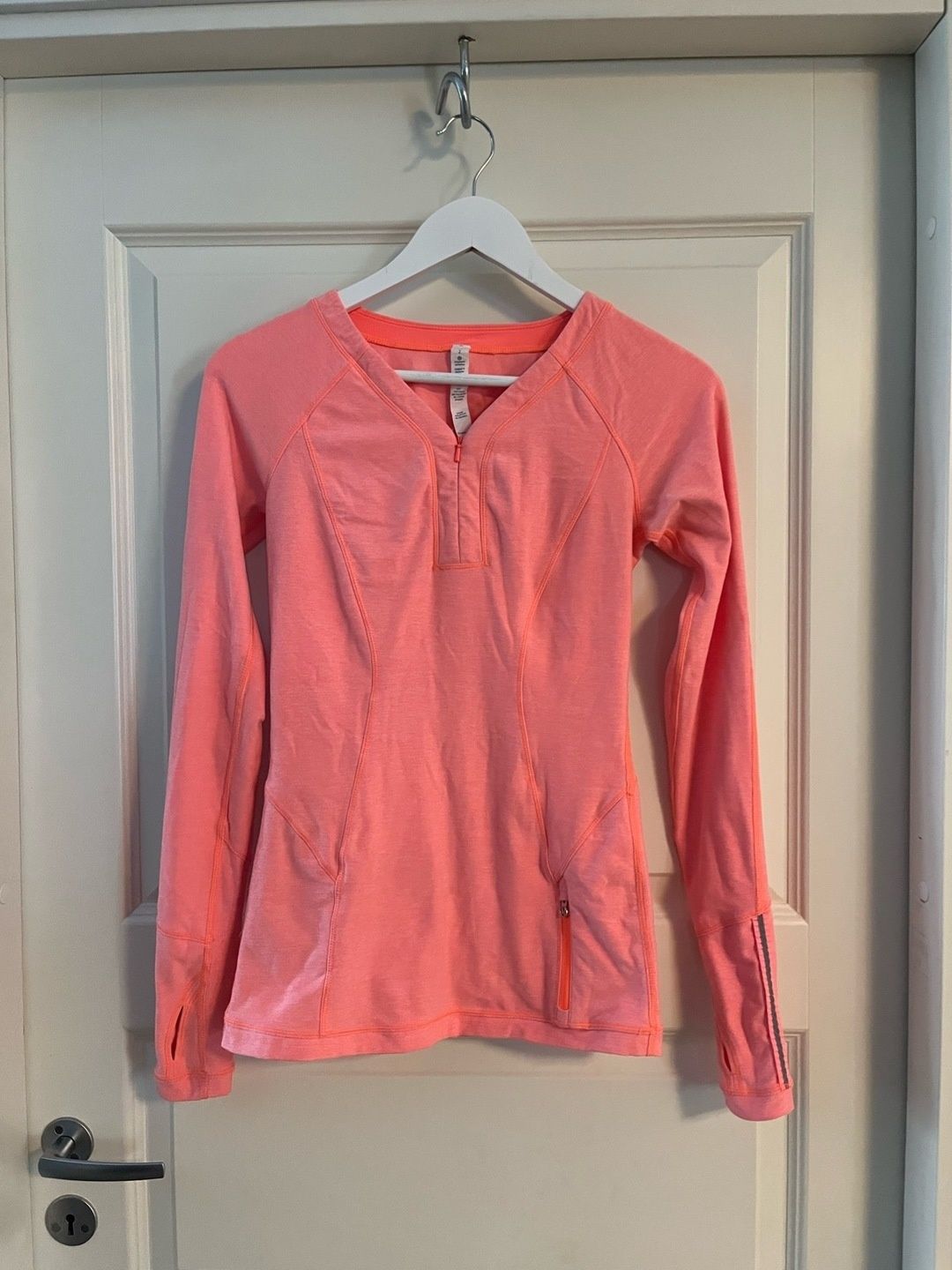 Lululemon blouse