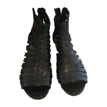 Vagabond sandals