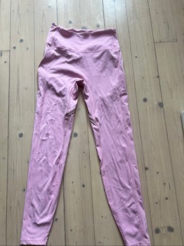 Pink sports leggings