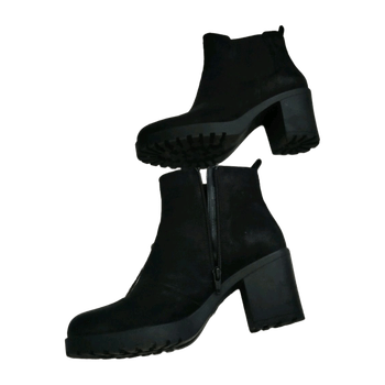 Vagabond boots