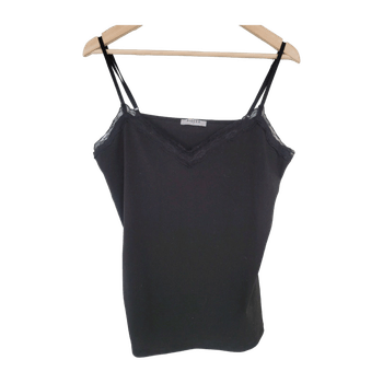 Pieces top