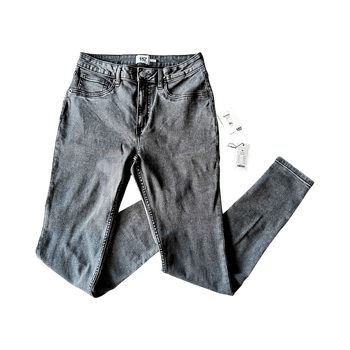 Harmaat farkut, XL