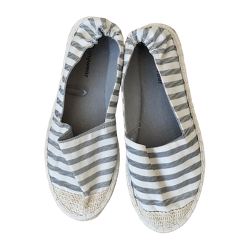 My wear sandals