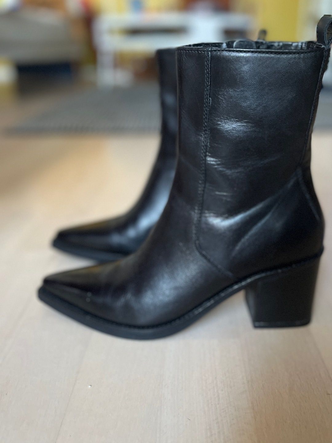 Next boots