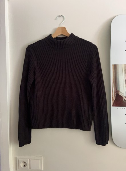 Black sweater