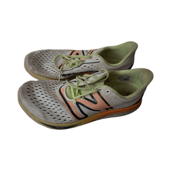 New Balance fuelcell supercomp pacer