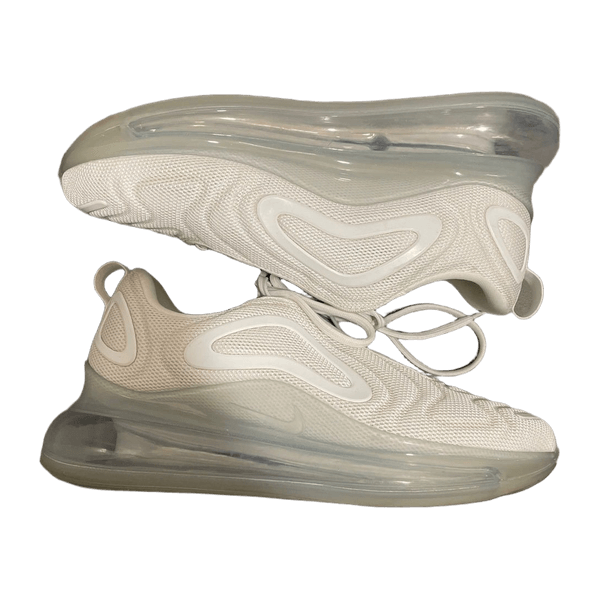 Nike sports shoes