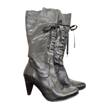 Bianco. boots