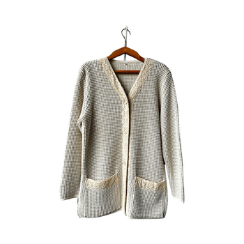 Beige neuletakki
