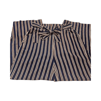 Valkoiset ja oranssit raidalliset shortsit