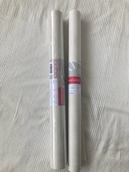 2 rullaa paperitapettia
