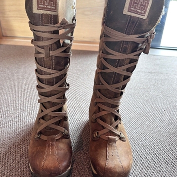 Helly hansen shoes