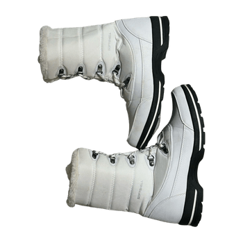 My wear shoes