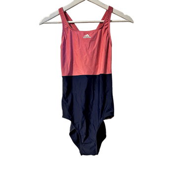 Adidas uimapuku