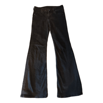 Low rise jeans