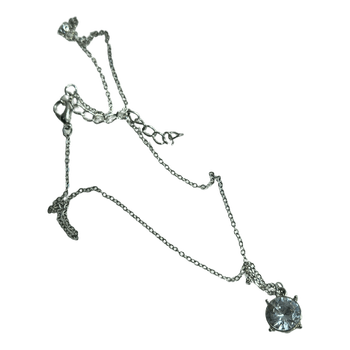 Silver tone pendant necklace