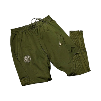 Vihreät urheiluhousut