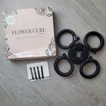 Cordina hair accessory