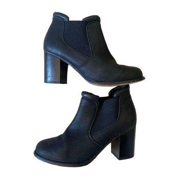 Dinsko boots