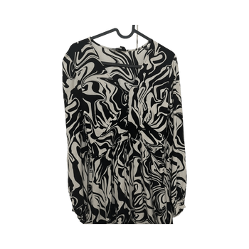 Black and white print dress