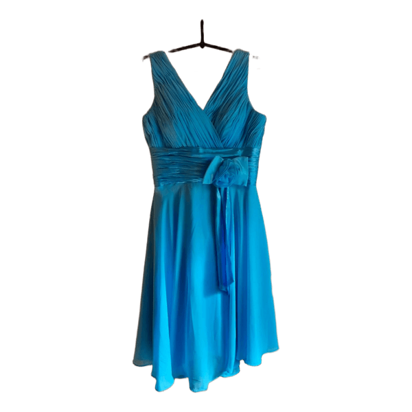 Blue sleeveless cocktail dress