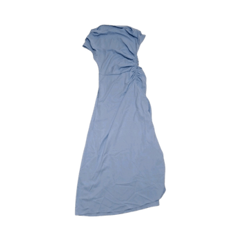 Vaaleansininen mekko