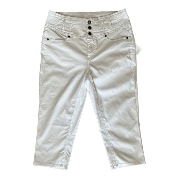 White cropped trousers