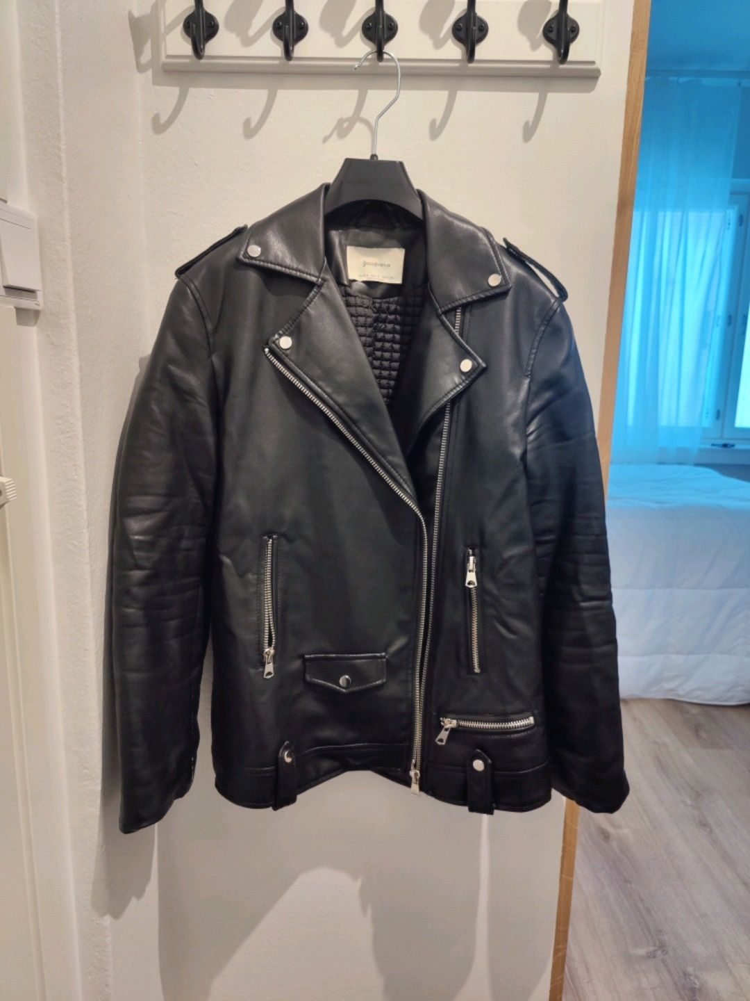 Stradivarius coat