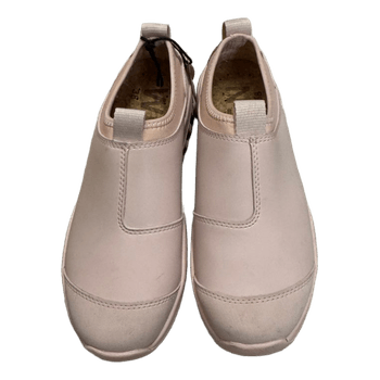 Pink Woden slip-on shoes