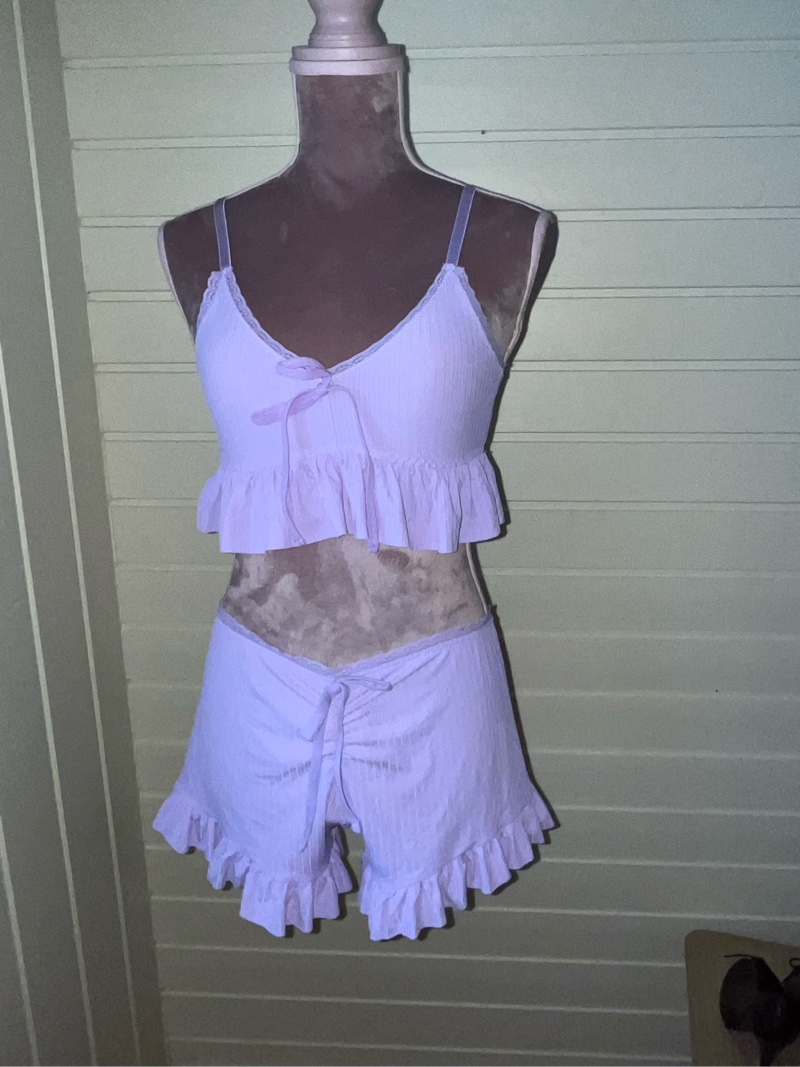Lilac ruffle lounge set