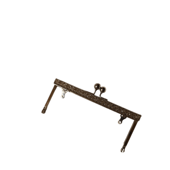 Koristeellinen laukunkehys