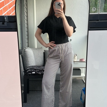 Striped wide-leg trousers