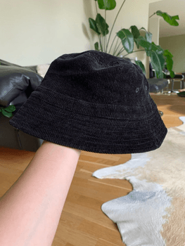 Weekday headwear