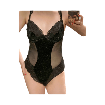 musta pitsinen vintage body