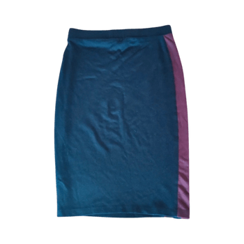 Musta kynähame raitasomisteella