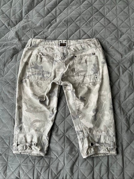 G-Star RAW Men's Size 36 Gray Camo Ripstop 3/4 Cargo Shorts Cropped