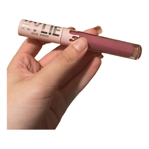 Kylie Jenner matte lipstick
