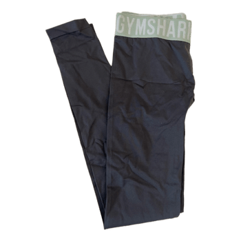 Gymshark harmaat trikoot