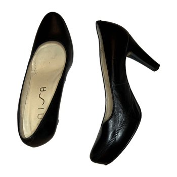 Unisa heels