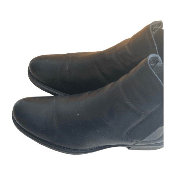Bianco leather boots