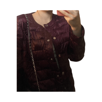 Tummanpunainen toppatakki