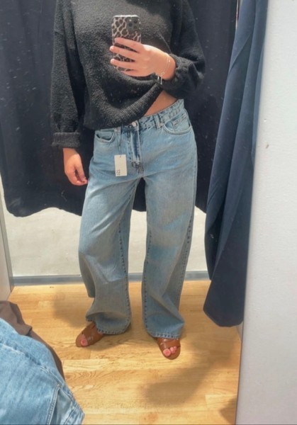 Lyseblå wide leg jeans