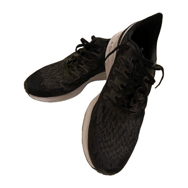 Nike sports shoes