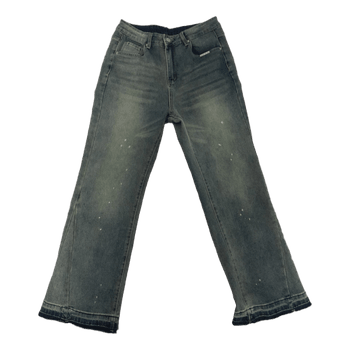 Graue Jeans mit Farbsprenkeln